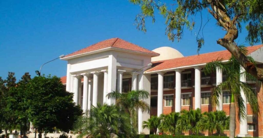 Best Universities in Pakistan